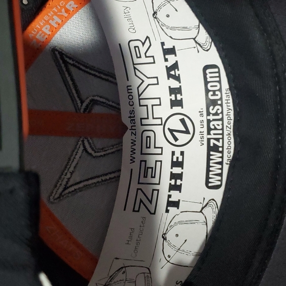 UVA Zephyr Snapback Flat brim Hat - Picture 4 of 6